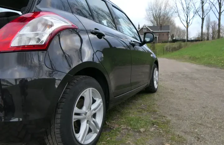 Suzuki Swift 1.2 Bandit complet