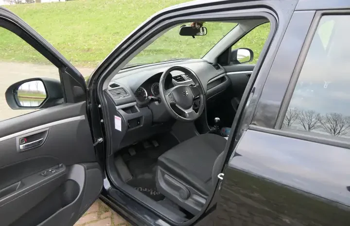 Suzuki Swift 1.2 Bandit complet
