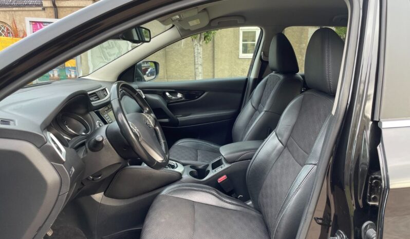NISSAN   Qashqai 1,2 complet
