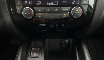 NISSAN   Qashqai 1,2 complet