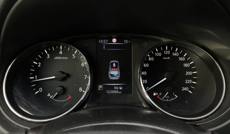 NISSAN   Qashqai 1,2 complet
