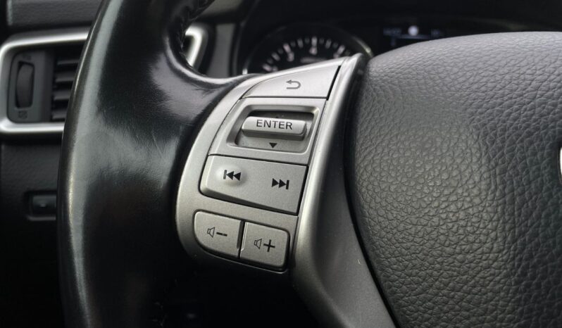 NISSAN   Qashqai 1,2 complet
