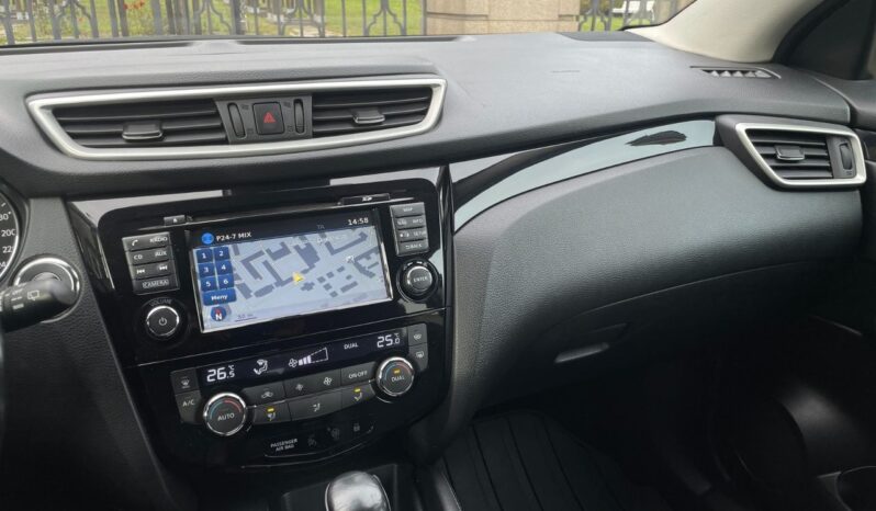 NISSAN   Qashqai 1,2 complet