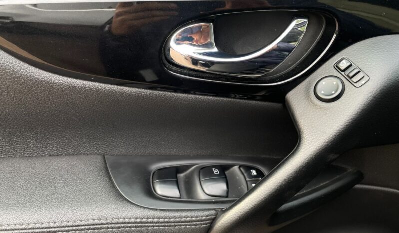 NISSAN   Qashqai 1,2 complet