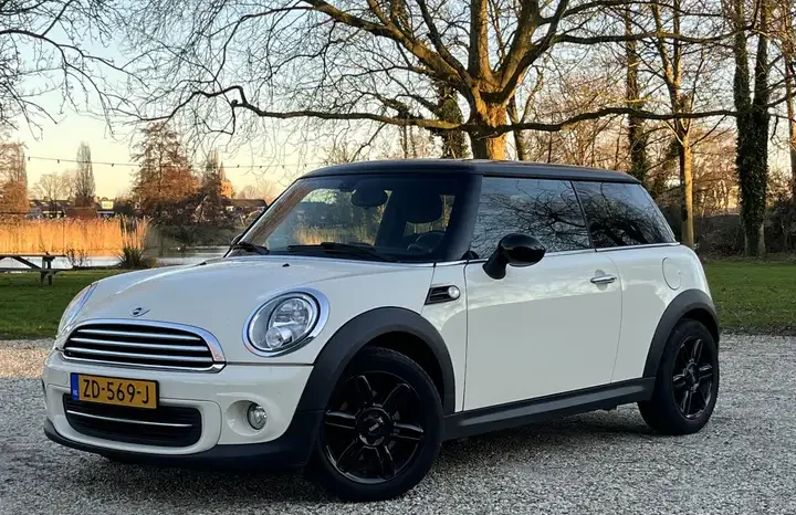 MINI Cooper 1.6 complet