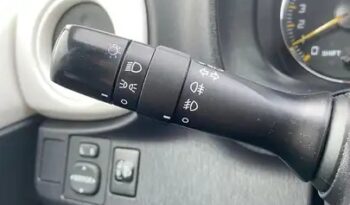 TOYOTA Yaris 1.0 VVT-i Trend complet