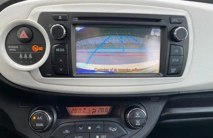 TOYOTA Yaris 1.0 VVT-i Trend complet