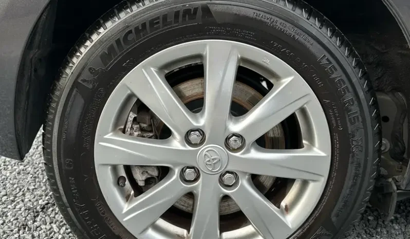 Toyota Yaris 1.3 complet
