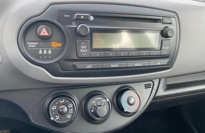 Toyota Yaris 1.33i complet