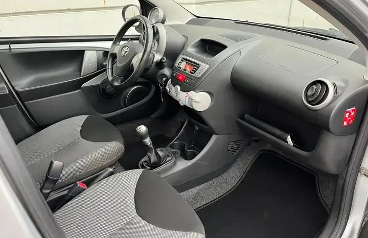 Toyota Aygo 1.0 complet