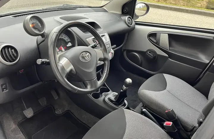 Toyota Aygo 1.0 complet