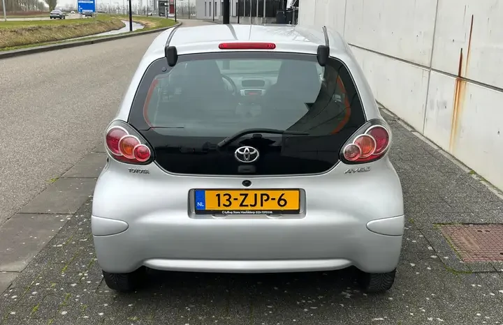 Toyota Aygo 1.0 complet