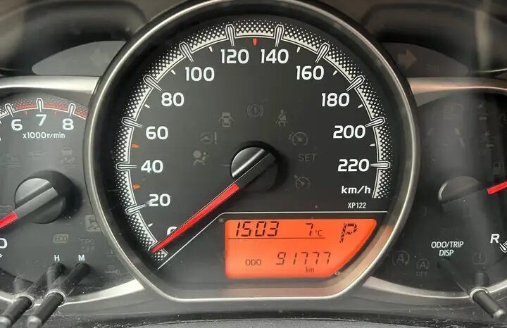 Toyota Yaris 1.33i VVT-i Comfort complet