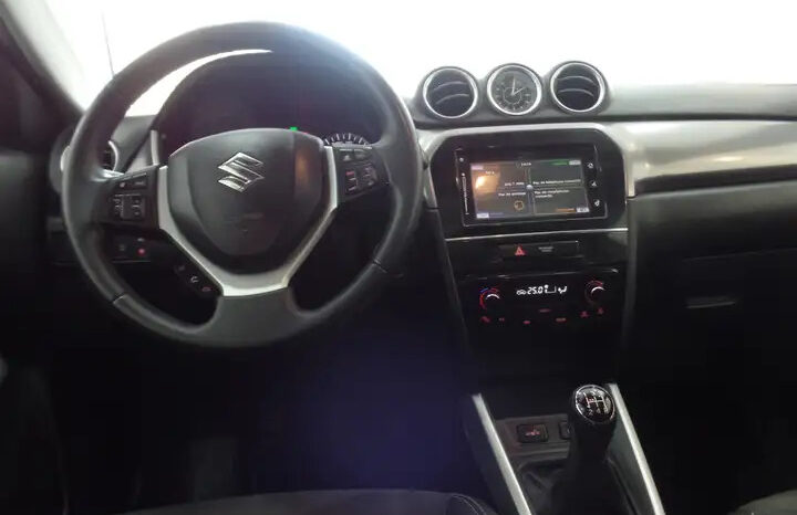 Suzuki  Vitara 1.6 complet