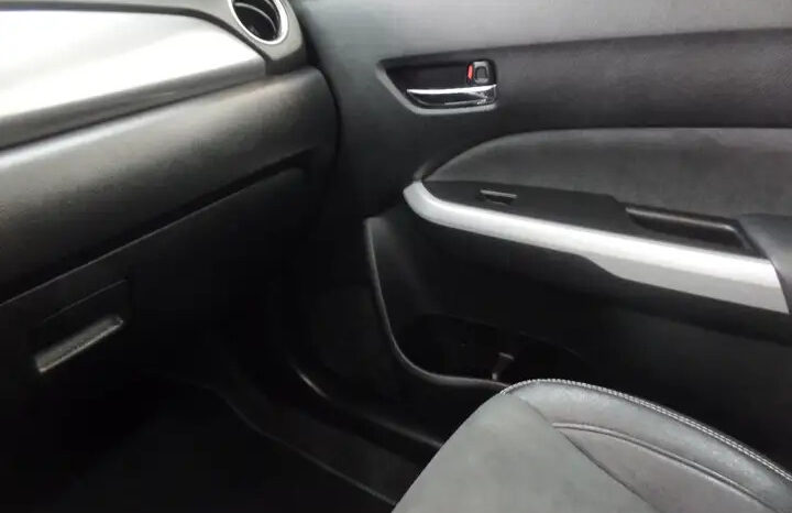 Suzuki  Vitara 1.6 complet