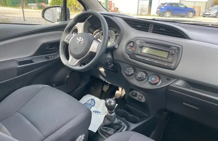Toyota Yaris 1.33i complet