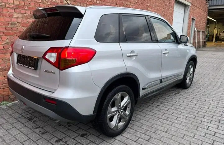 Suzuki  Vitara 1.6i complet
