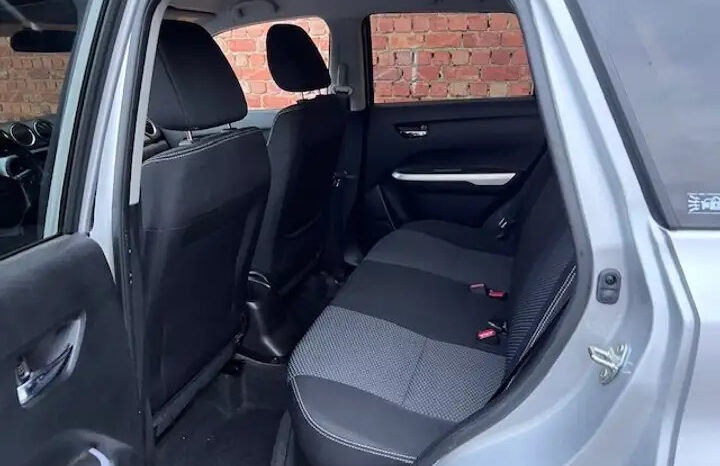 Suzuki  Vitara 1.6i complet
