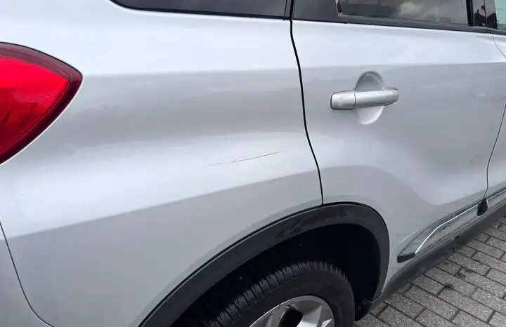 Suzuki  Vitara 1.6i complet
