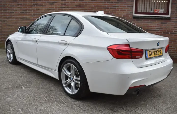 BMW 318i complet