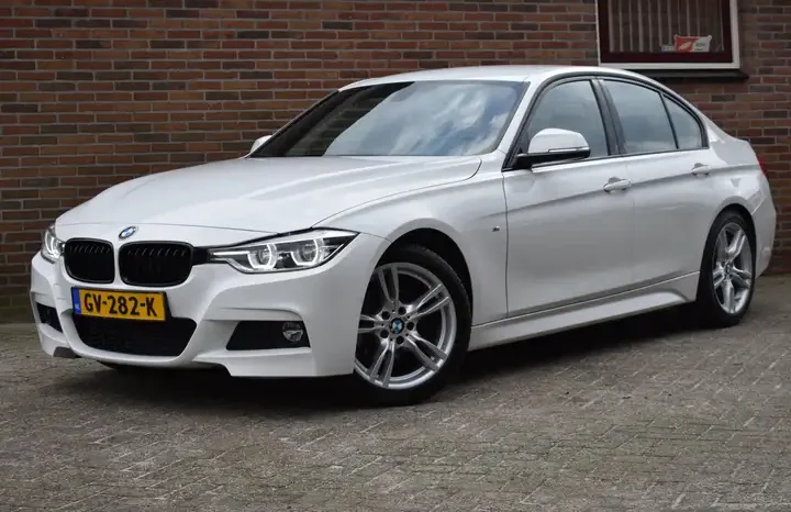 BMW 318i complet