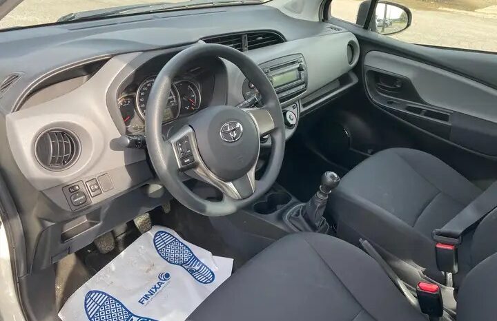Toyota Yaris 1.33i complet