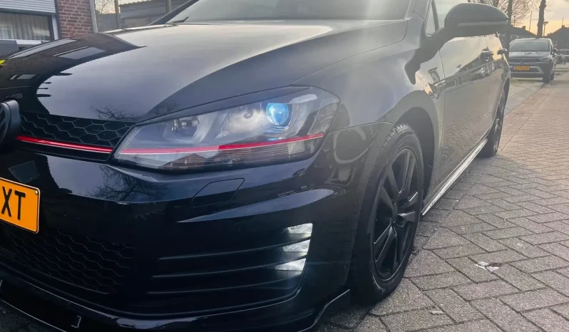 Volkswagen Golf GTI 2.0 TSI PERFORMANCE 230 PK complet