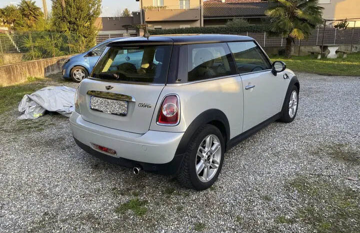 MINI   Cooper 1.6 complet