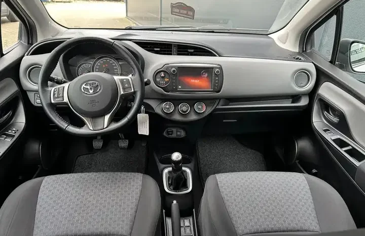 Toyota Yaris 1.0 complet