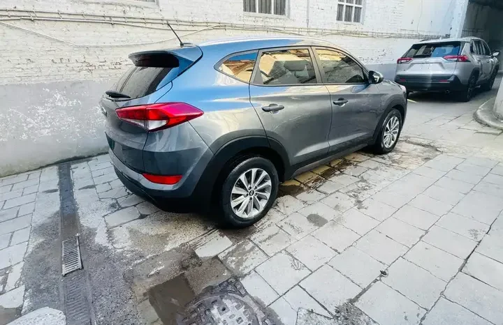 Hyundai TUCSON complet