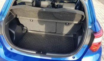 TOYOTA Yaris 1.5i complet