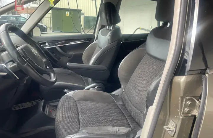 Citroen   C4 complet