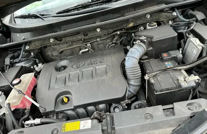 TOYOTA   RAV 4 complet