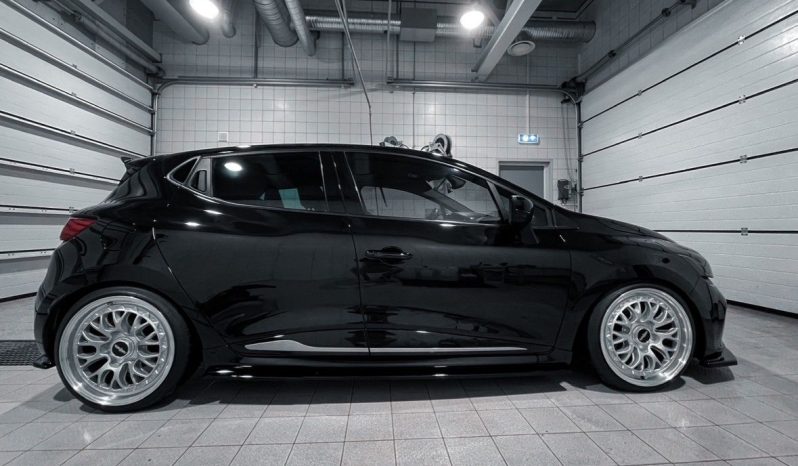 RENAULT Clio complet