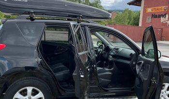TOYOTA   RAV4 2,0 complet