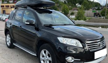 TOYOTA   RAV4 2,0 complet