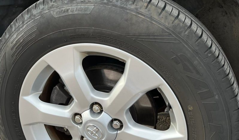 TOYOTA   RAV4 2,0 complet