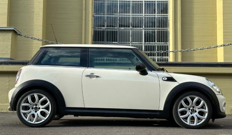 MINI Cooper 1.6-90 D 2013 complet