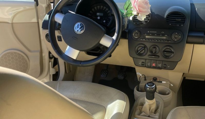 Volkswagen Beetle CABRIOLET 2003 complet