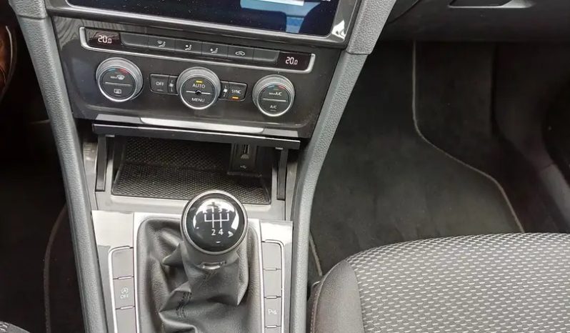 Volkswagen  Golf VII Lim. Trendline complet