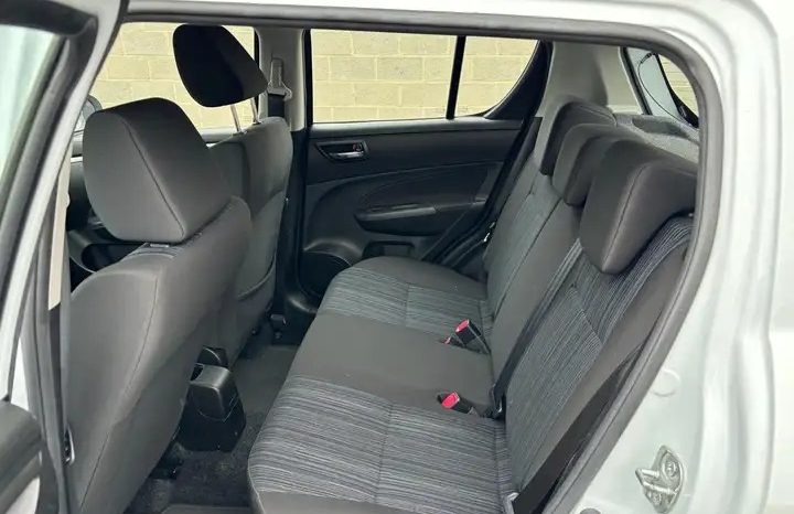 Suzuki Swift 1.2i GL* AIRCO ELECTRISCH RUITEN complet