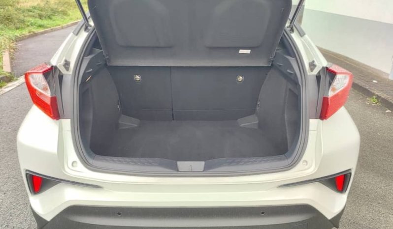 TOYOTA C-HR  122H GRAPHIC 2WD E-CVT MC19 HYBRIDE 2019 complet