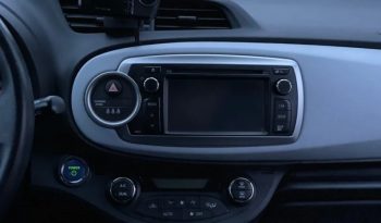 TOYOTA  YARIS III phase 2 1.5 complet