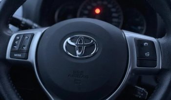 TOYOTA  YARIS III phase 2 1.5 complet