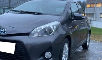 TOYOTA  YARIS III phase 2 1.5 complet