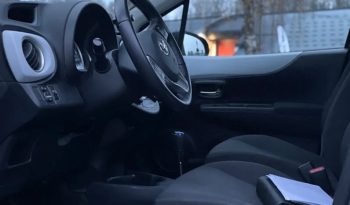 TOYOTA  YARIS III phase 2 1.5 complet