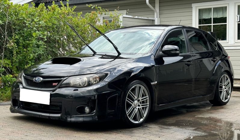 Subaru IMPREZA complet
