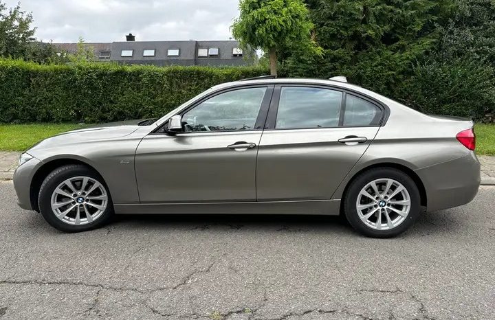 BMW 320 iA Xdrive Sport Line Automaat complet