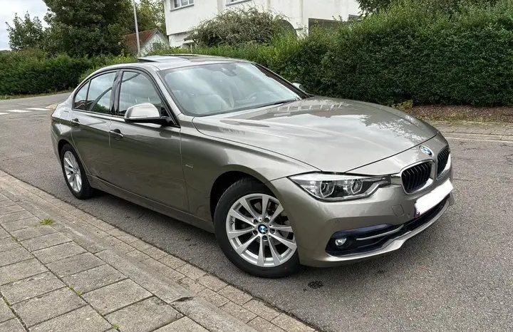 BMW 320 iA Xdrive Sport Line Automaat complet