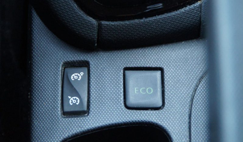 RENAULT  CLIO complet